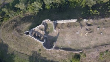 Kale ruine Sidorov, Ternopil bölgesi, Ukrayna içinde için havadan görünümü