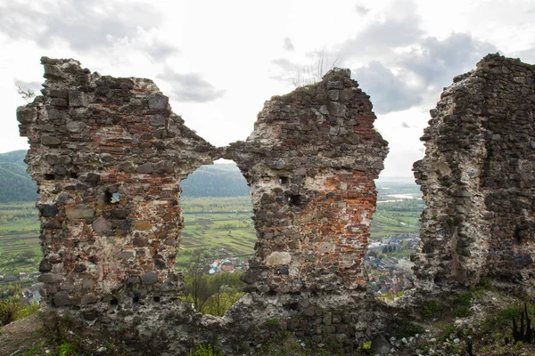 As ruínas do castelo — Fotografia de Stock