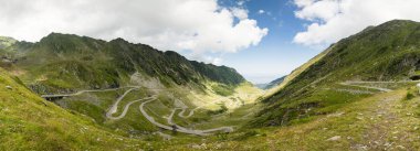 Transfagarasan dağ yolu, Romen Karpatlar