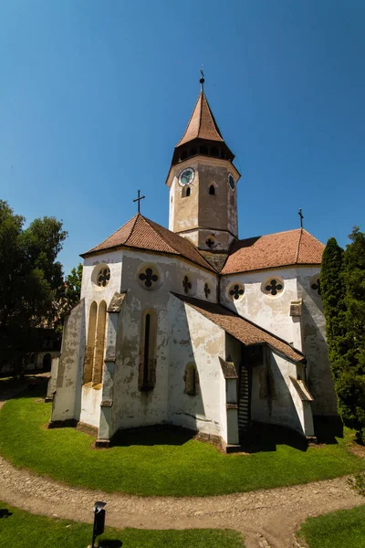 Iglesia fortificada en Tartlau Prejmer Rumania, iglesias fueron construidas dentro de muros defensivos para proteger a la población durante los ataques, construidos por caballeros teutónicos, asentamiento de los sajones de Transilvania —  Fotos de Stock