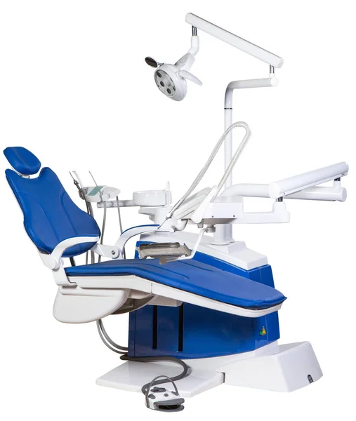 Moderna cadeira dentista azul isolado no fundo branco — Fotografia de Stock