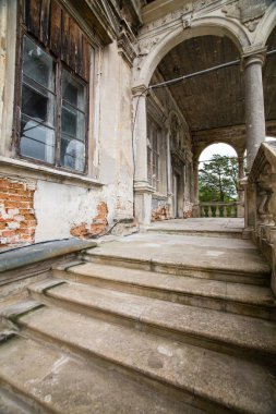 Pidhirci, Ukrayna - 2 Mayıs 2017: eski Sarayı kale Pidhirci Ukrayna