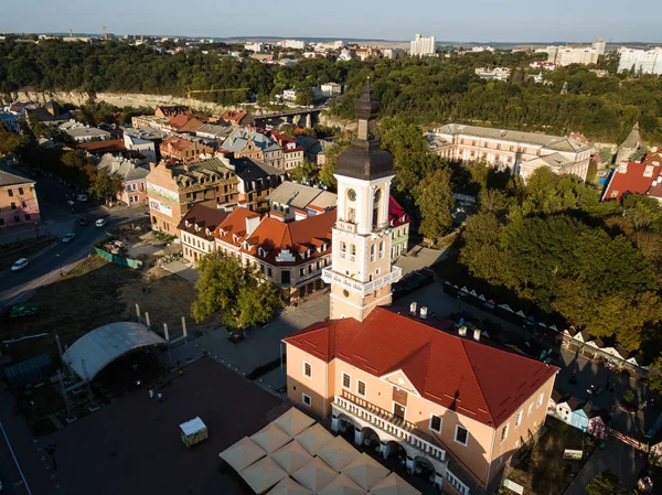Kamianets-Podilskyi, Ucrânia - 31 de AGOSTO de 2017: Vista aérea da cidade de Kamianets-Podilskyi na Ucrânia — Fotografia de Stock