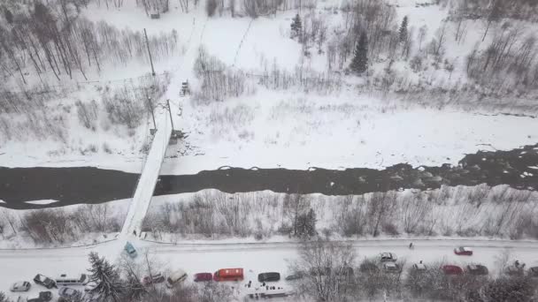 Luchtfoto Winter Uitzicht Rivier Black Cheremosh Karpaten Dorp Kryvorivnia Koude — Stockvideo