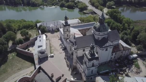 Karmelitenkloster in Berdychiv, Ukraine — Stockvideo