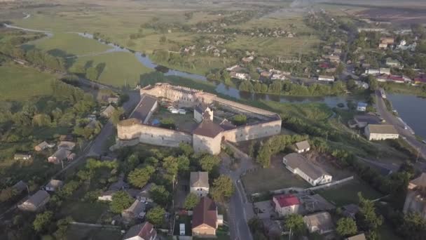 Lotnictwo Zamku Medzhybizh Jednego Najsilniejszych Fortyfikacji Korony Królestwa Polskiego Podolii — Wideo stockowe