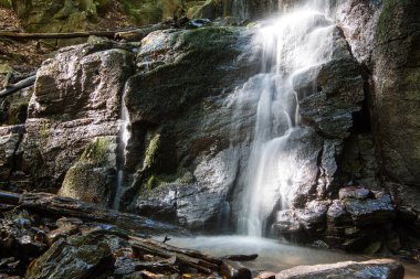 Şelale Skakalo Karpat Dağları, Transcarpathia, Ukrayna
