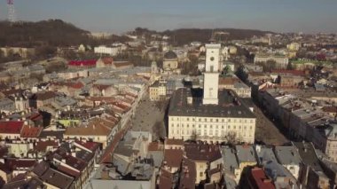 Central City Hall, Lviv 'in turizm merkezi.