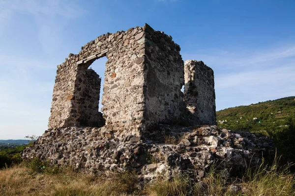 Ruínas Castelo Montanha Negra Vinogradovo Transcarpathian Ucrânia — Fotografia de Stock