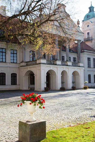 Kozlowka Polsko Října 2019 Zámek Zamoyski Kozlowce Rokokový Neoklasicistní Palácový — Stock fotografie