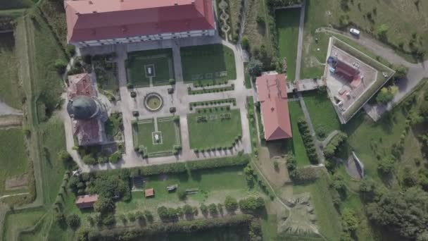 Aerial Castelo Palácio Zolochiv Jardim Ornamental Região Lviv Ucrânia Proprietário — Vídeo de Stock