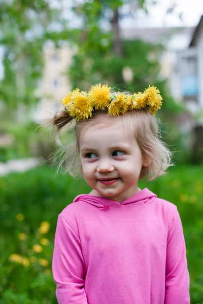 Portrait Little Blonde Girl Wreath Yellow Dandelions Head — Stock Photo, Image