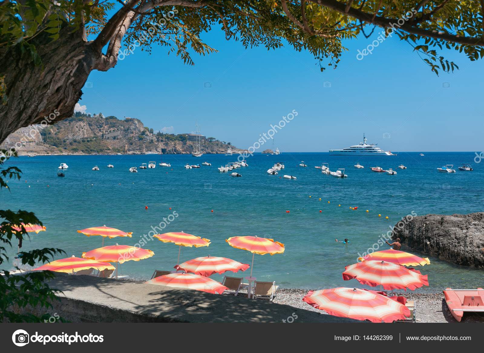 Spiaggia Di Giardini Naxos Sicilia Foto Stock Pitrs10