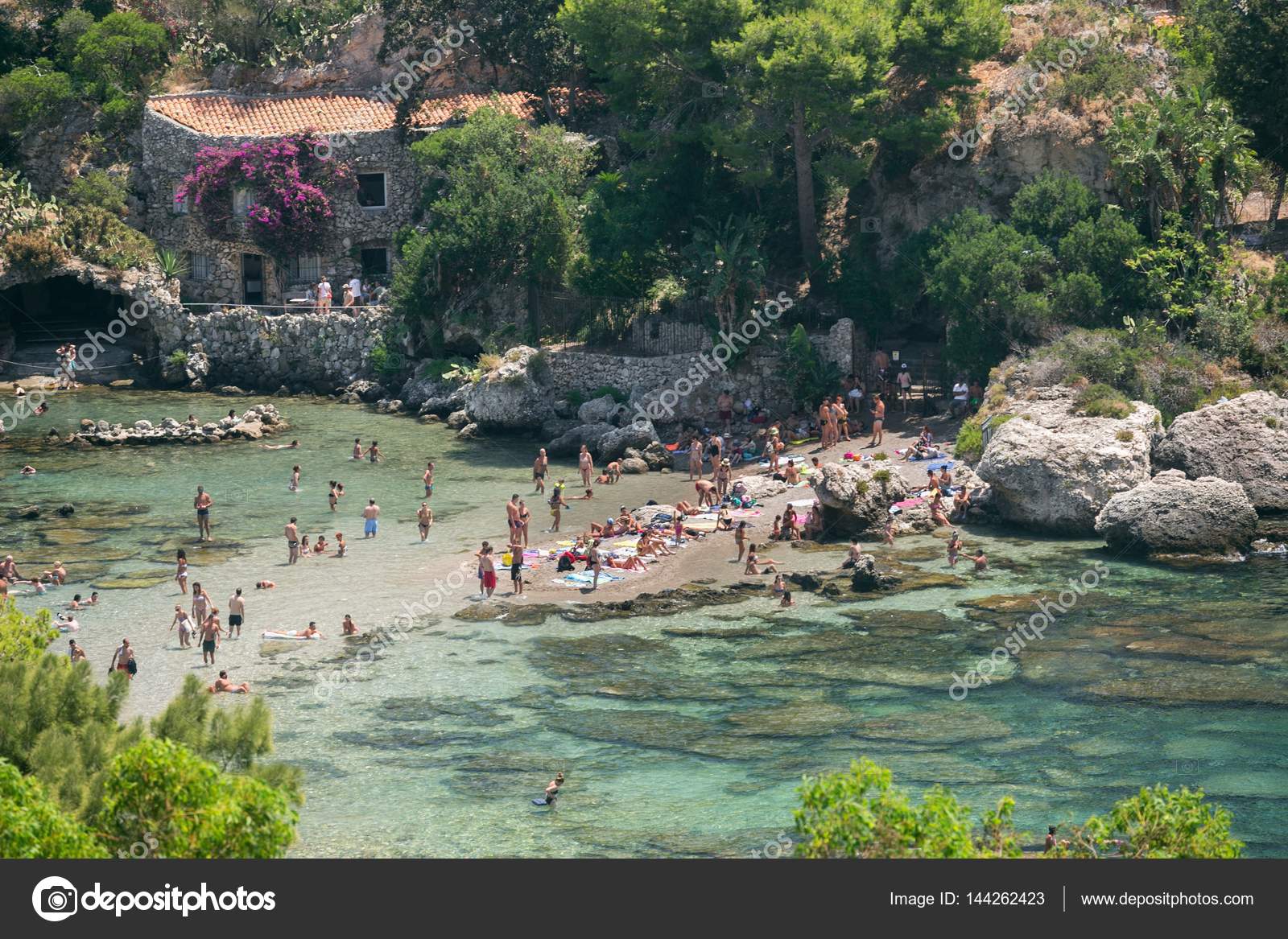 Famosa Spiaggia Isola Bella A Sicilia Italia Foto Stock