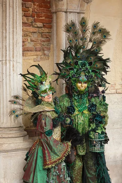 Carneval mask in Venice - Venetian Costume — Stock Photo, Image