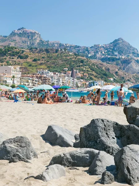 Plaża w Giardini Naxos, Sycylia — Zdjęcie stockowe