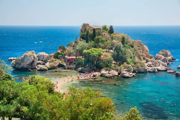 Famous beach Isola Bella at Sicily, Italy — Stock Photo, Image