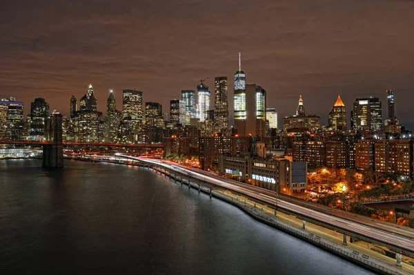 Una notte su un Manhattan . — Foto Stock