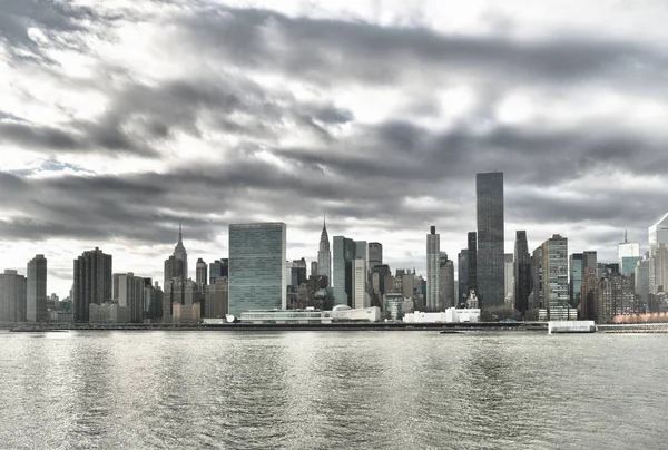 Manhattan skyline HDR. — Stock Photo, Image