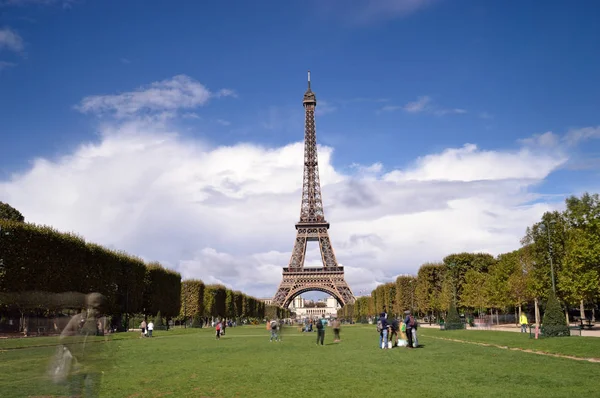 Eiffel-torony, Párizs. — Stock Fotó