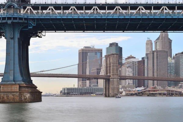 Zwei Brücken in nyc. — Stockfoto