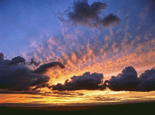Beautiful red sunset. — Stock Photo, Image