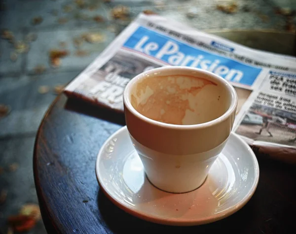 El periódico Le Parisien . —  Fotos de Stock