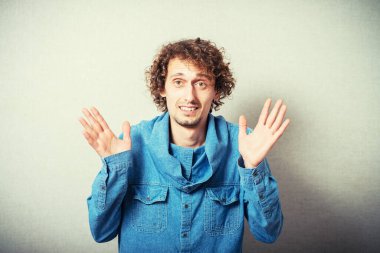 Ne seçeceğimi bilmiyorum.