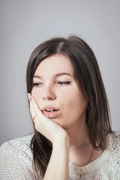 Menina Apoiou Cabeça Mão — Fotografia de Stock