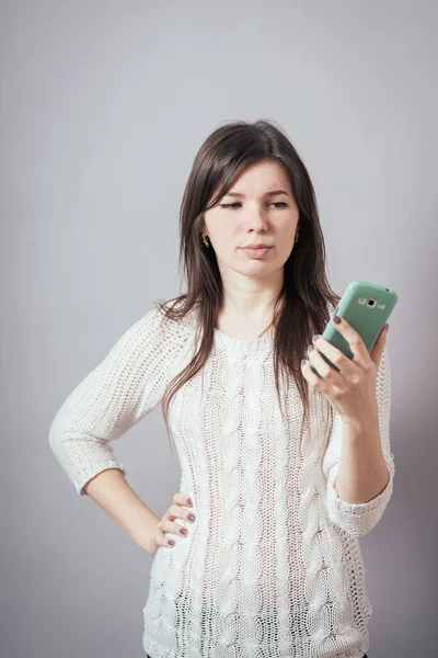 Chica Con Teléfono Móvil —  Fotos de Stock