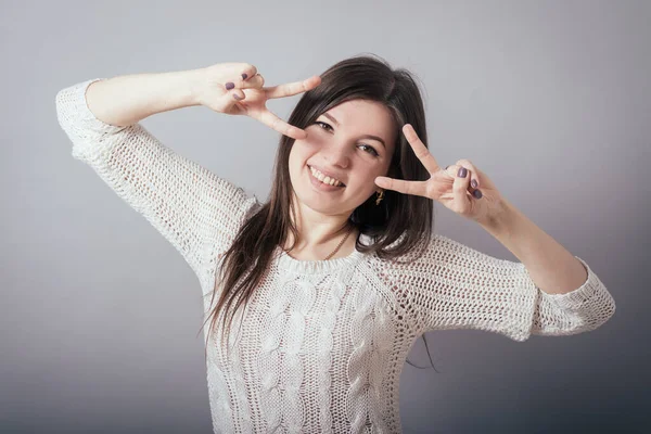 Girl Showing Two Fingers — Stock Photo, Image