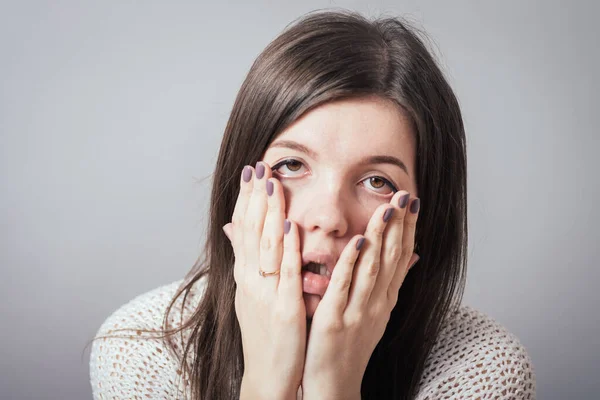 Chica Tira Piel Cara — Foto de Stock