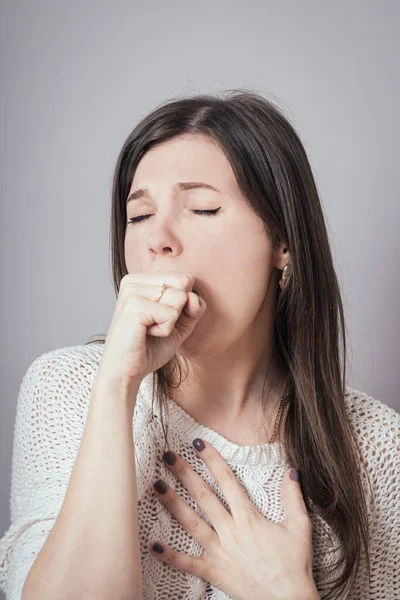 Girl Coughs Grey Background — Stock Photo, Image