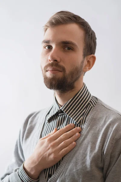 Homem Com Mão Coração Fazer Juramento — Fotografia de Stock