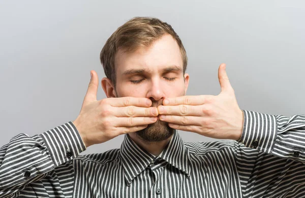 Manbeläggning Munnen — Stockfoto