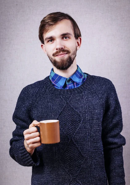 Jeune Homme Avec Une Tasse — Photo