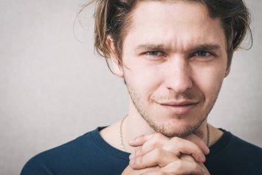 Genç bir adamın portresi