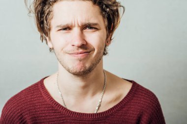 Bir adamın portresi.