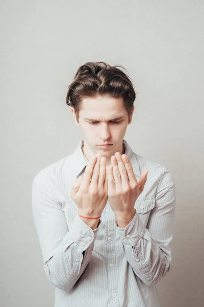 Joven Leyendo Libro Invisible — Foto de Stock