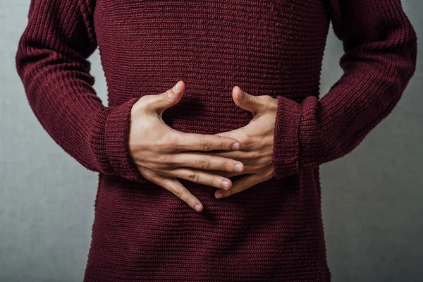 Hombre Sosteniendo Estómago Dolor Indigestión — Foto de Stock