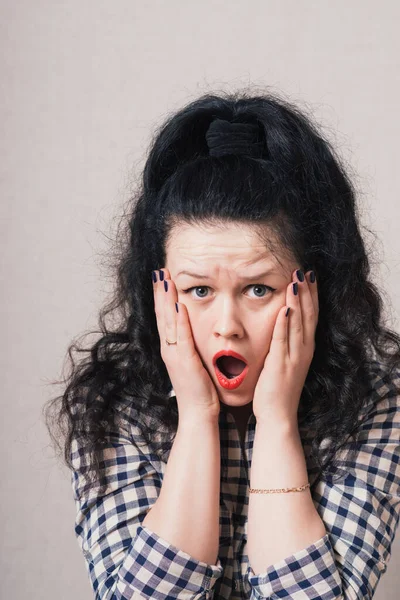 Nahaufnahme Porträt Einer Traurigen Depressiven Gestressten Nachdenklichen Jungen Frau Voller — Stockfoto