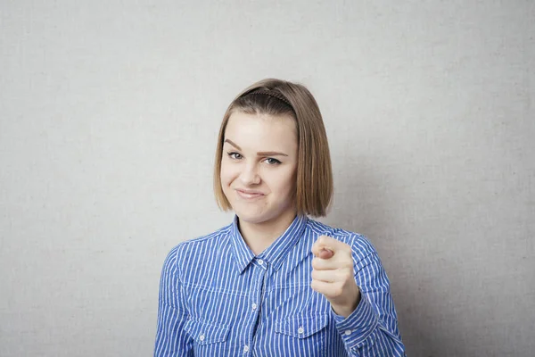 Mujer Atractiva Mostrando Gesto Higo Aislado — Foto de Stock