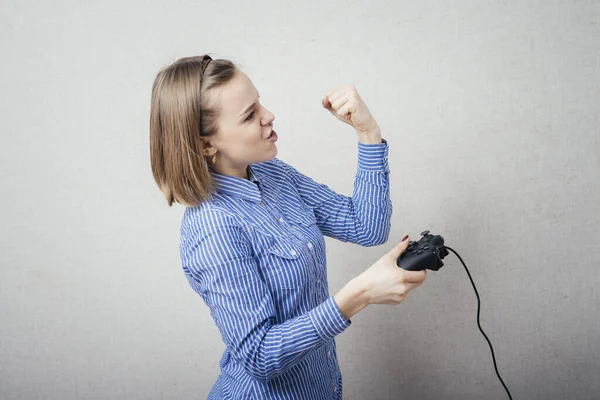 Jong Meisje Ontspannen Het Spelen Van Video Games — Stockfoto