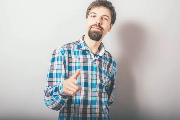 Hombre Barbudo Señala Con Dedo — Foto de Stock