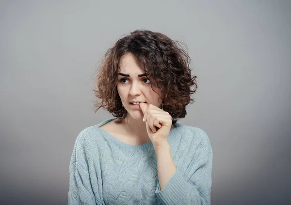 Denkende Vrouw Peinzend Iets — Stockfoto