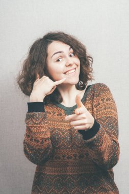 Kızım, beni stüdyo geçmişinden ara.