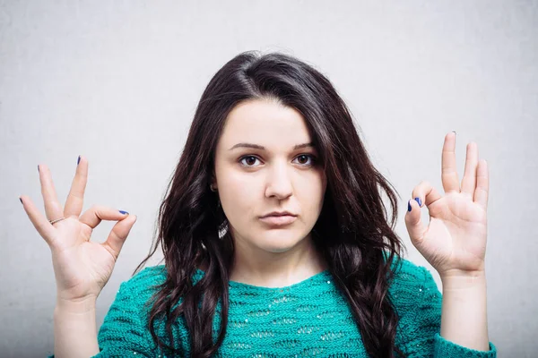 Young Woman Shows Sign Symbol White Background — Stock Photo, Image