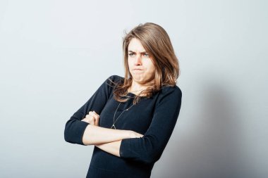İğrenmiş kadın portresi