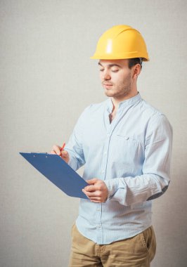 Genç ustabaşı not al