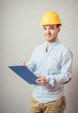 Genç ustabaşı not al